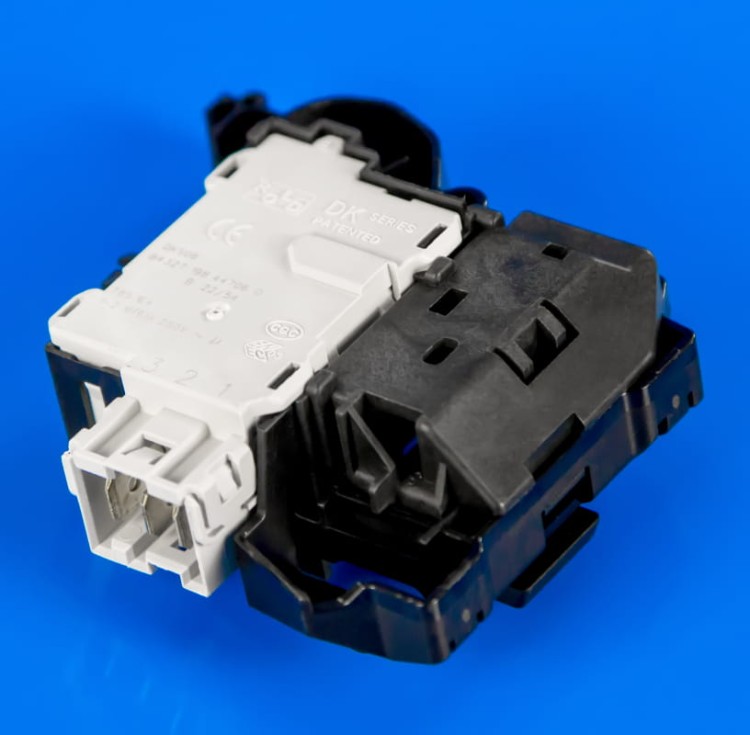 c754db6d178fb2f3caadb9106fd1a060