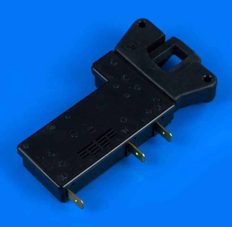 c84055d4fc672e39ee7b2296ab5a2eb9