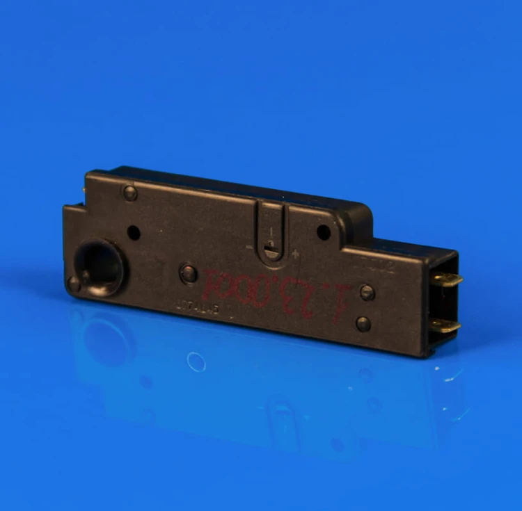 ec69afcfd3eb4cd3bcf5050494c07d08