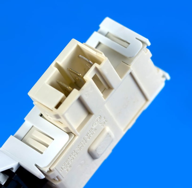 75b2db02e3c8dbe05ce2750e594f89b5