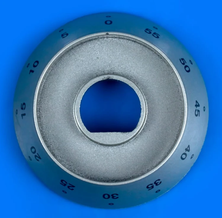 8298dfd86cf70570d97d1b0161e5773e