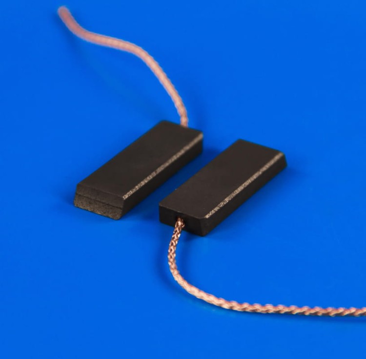 14ad96bb081fea0e359e1e1e30edd8b9